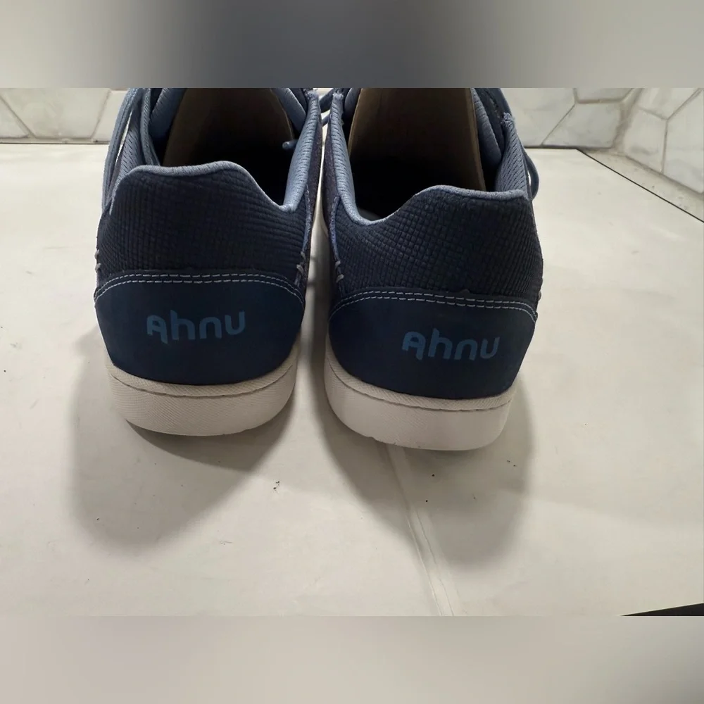 Ahnu Blue Noe Leather Sneakers Shoes Size 10 NEW Comfort Walking